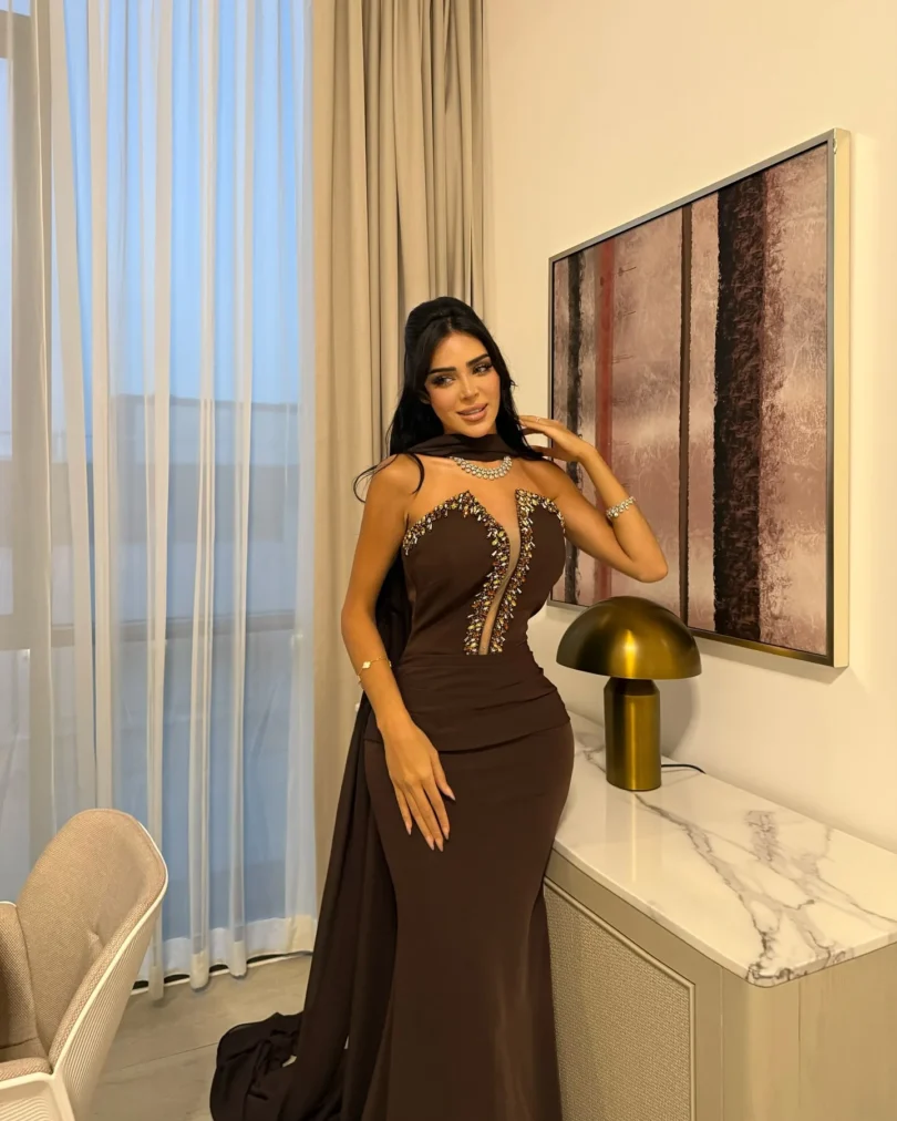 customized Sleevesless Prom Dresses Birthday Party Dress Slit Cape Strapless Neck Women Formal Evening Dresses